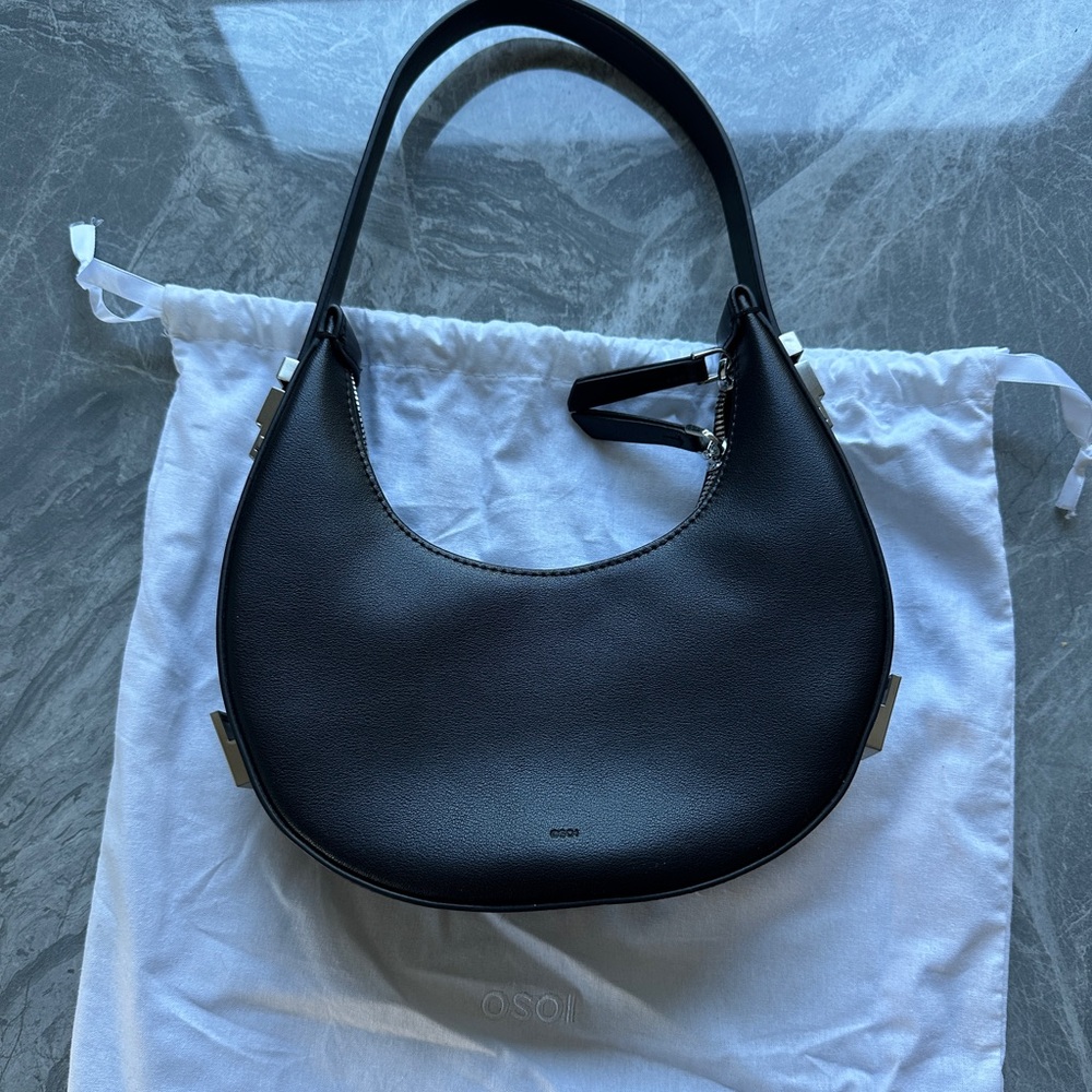 Osoi shoulder bag - black